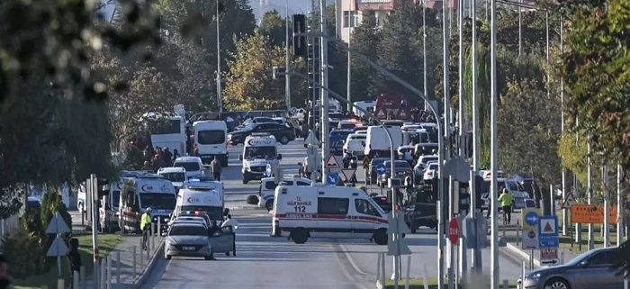 Fuerzas de seguridad turcas cerca de la zona del atentado en Ankara Ismail Kaplan/Anadolu via Getty Images